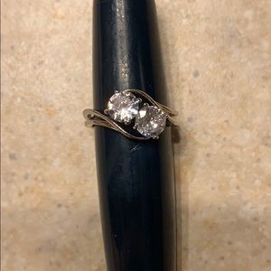 Two gem size 7 ring